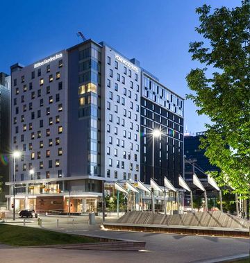 Homewood Sts by Hilton Calgary Downtown