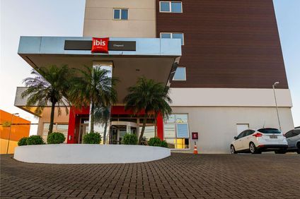 Ibis Chapeco