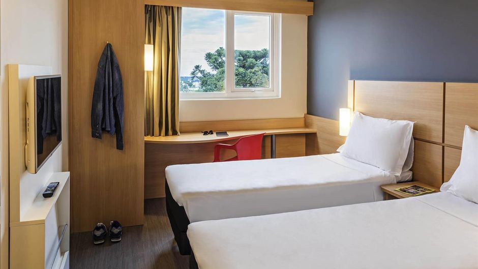 Ibis Chapeco Room