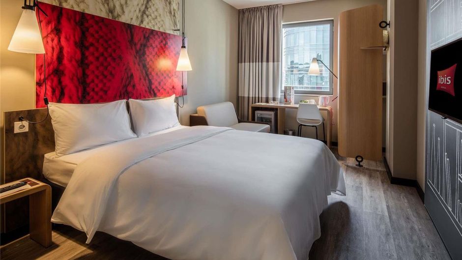 Ibis Istanbul West Exterior