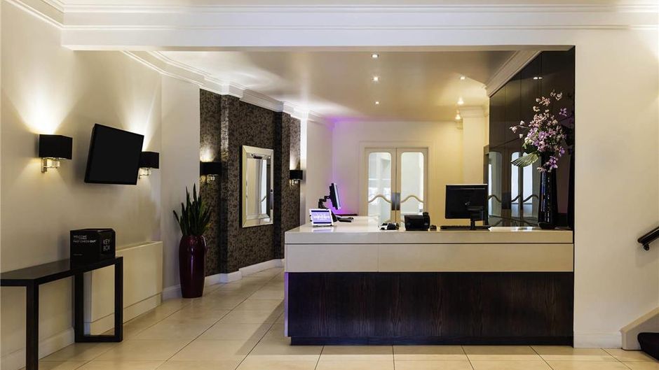 Mercure Aberdeen Caledonian Hotel Exterior