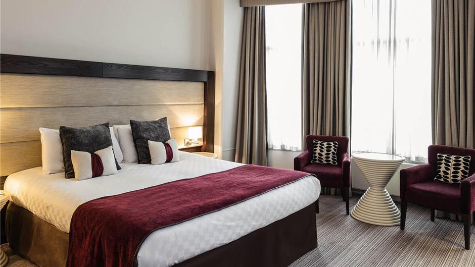 Mercure Aberdeen Caledonian Hotel Room