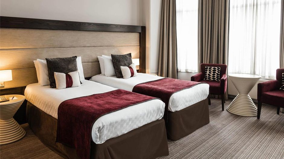 Mercure Aberdeen Caledonian Hotel Room