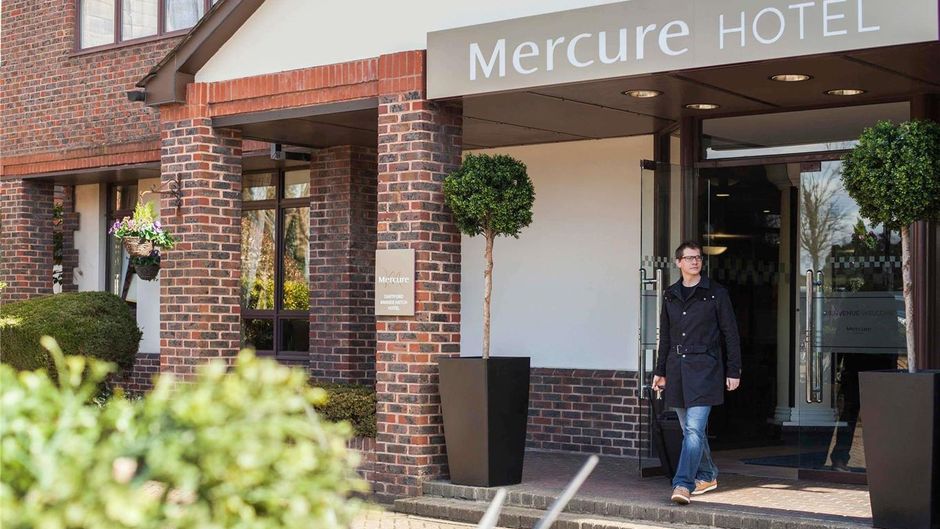 Mercure Dartford Brands Hatch Hotel Exterior