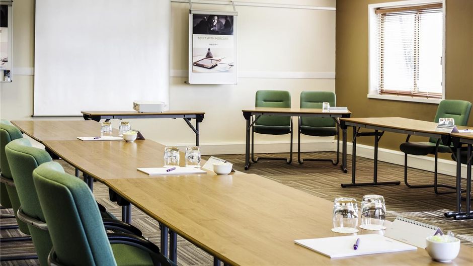 Mercure Dartford Brands Hatch Hotel Meeting
