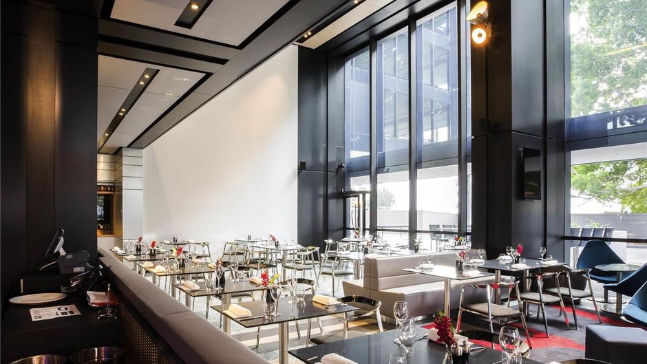 Pullman Sydney Airport Hotel Restaurant