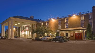 John Carver Inn & Spa
