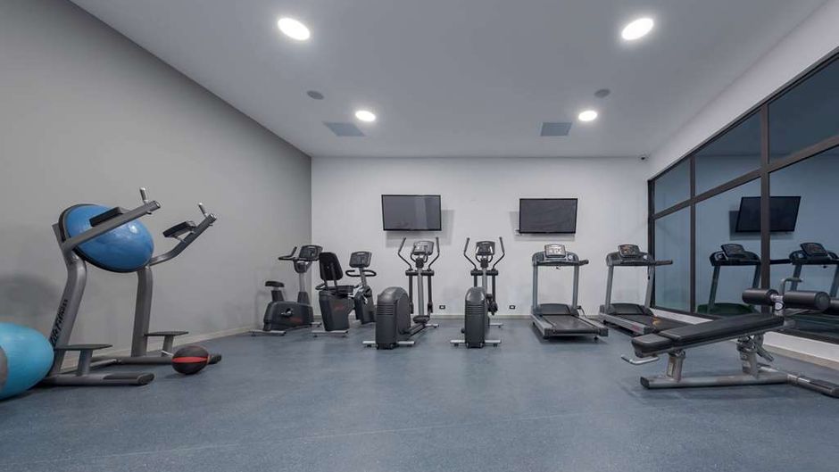 Wyndham Quito Airport Health