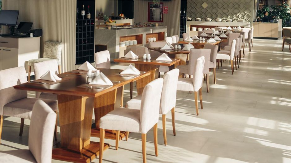 Wyndham Quito Airport Restaurant