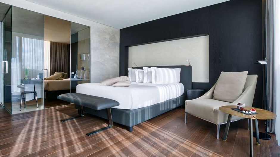 Maritim Hotel Plaza Tirana Room