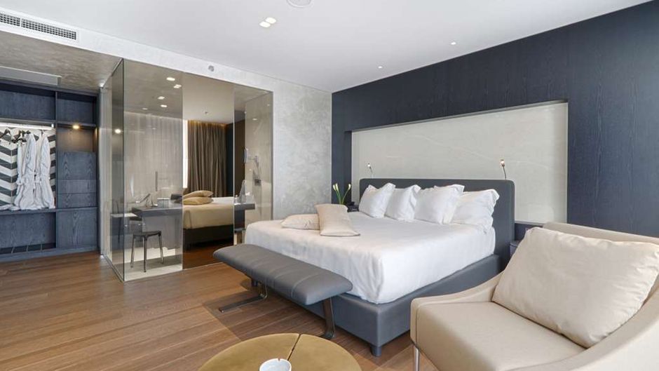 Maritim Hotel Plaza Tirana Room
