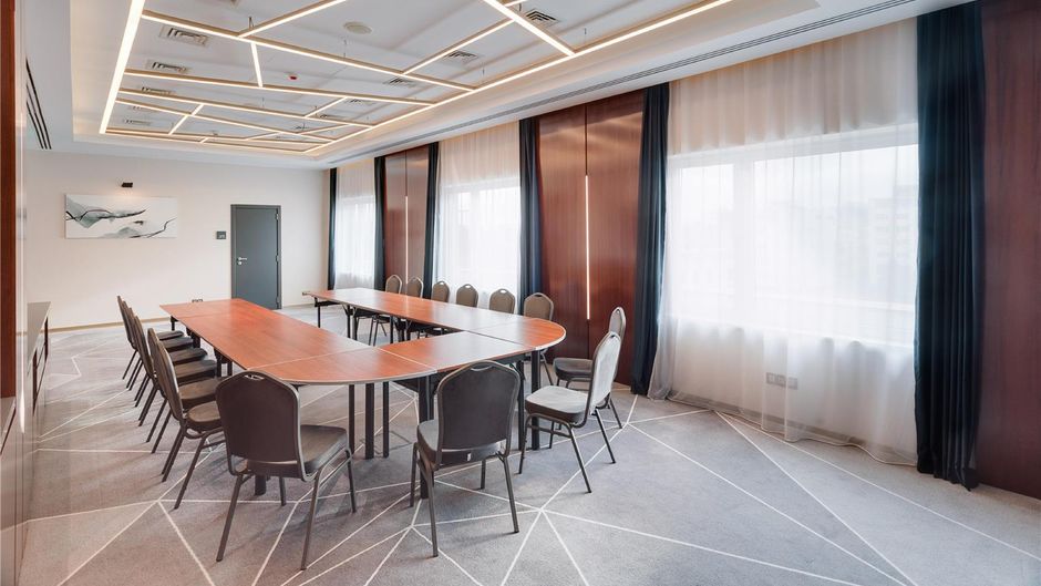 DoubleTree by Hilton Cluj-City Plaza Meeting