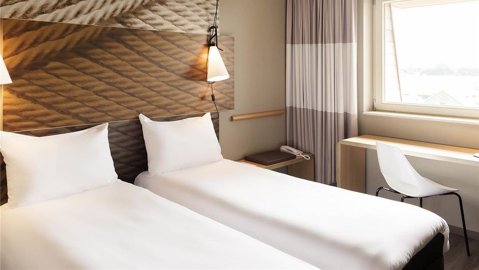 Ibis De Haan Room