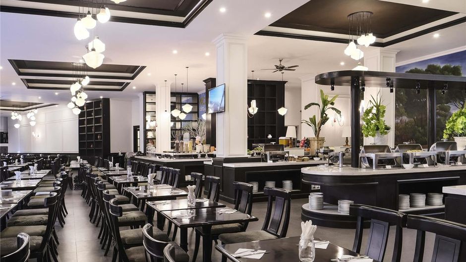 Mercure DaNang French Village Bana Hills Restaurant