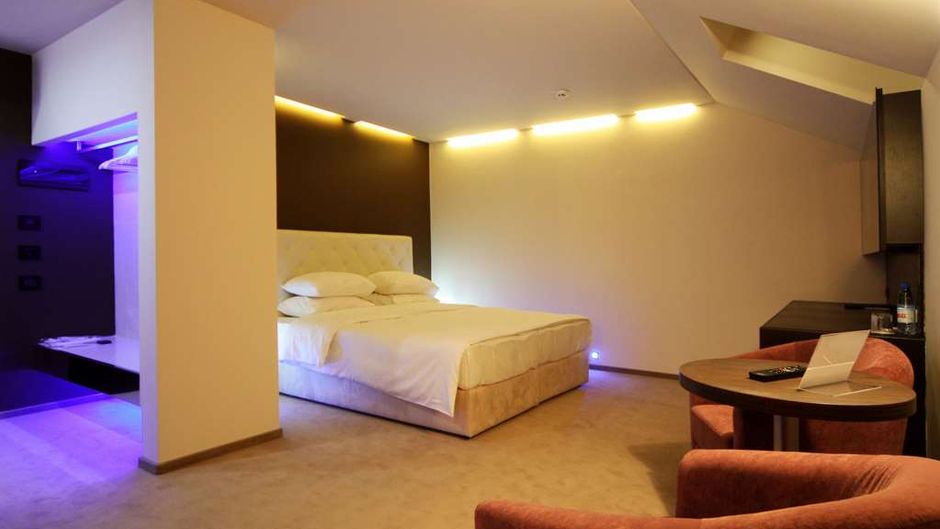LH Hotel & Spa Room
