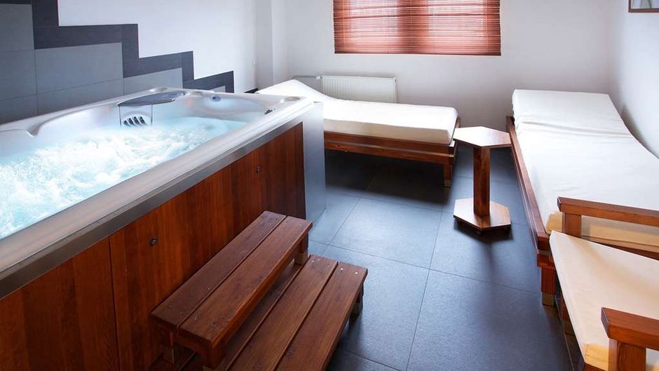 Continental Hotel Spa