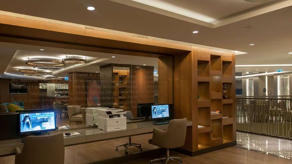 DoubleTree by Hilton Istanbul - Sirkeci Lobby