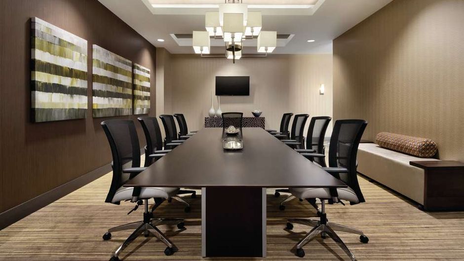 Hilton Garden Inn Calgary Downtown Meeting
