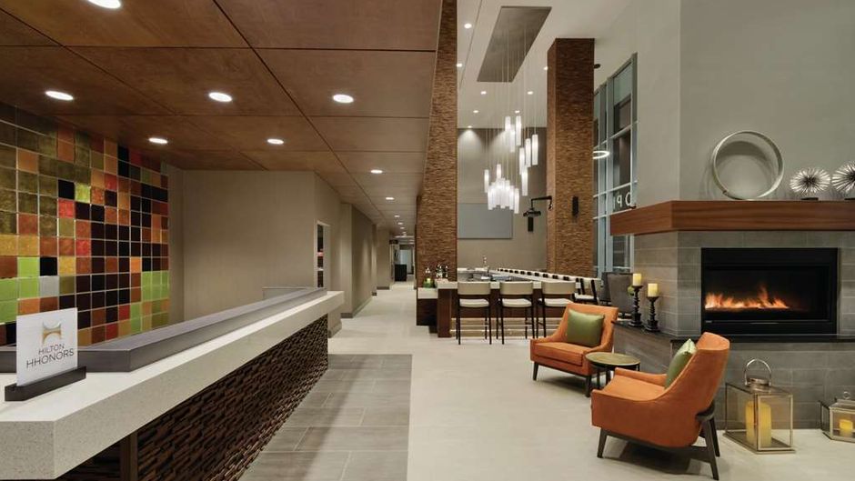 Hilton Garden Inn Calgary Downtown Lobby