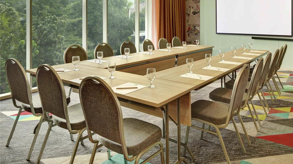 Ibis Styles Makassar Sam Ratulangi Meeting