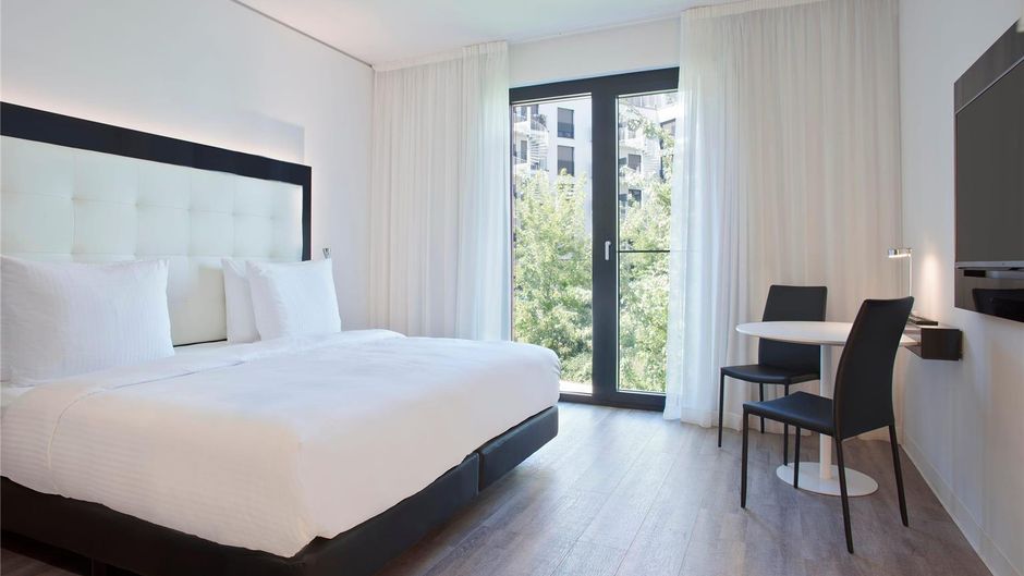 INNSIDE by Melia Frankfurt Ostend Room