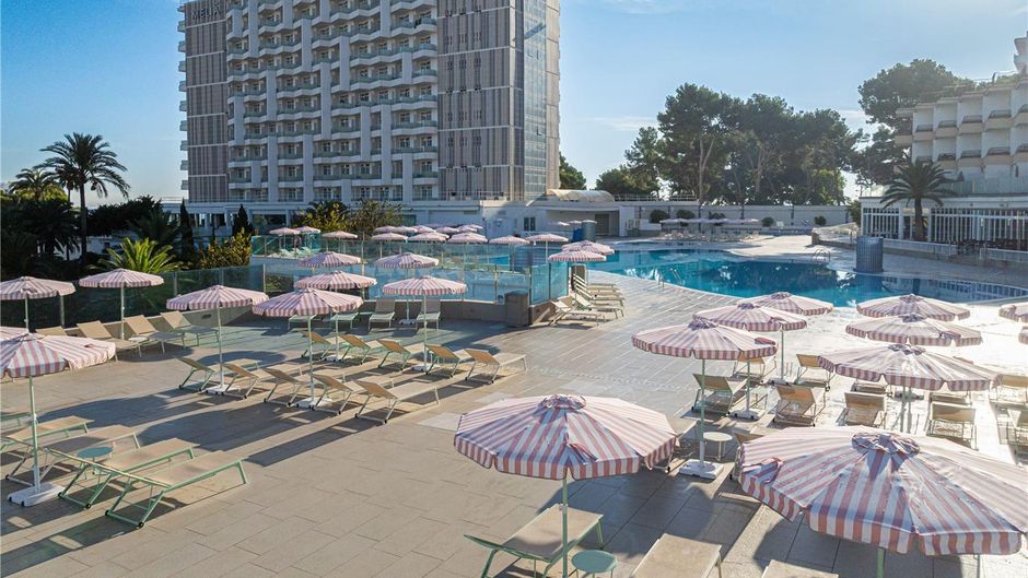 Sol Barbados Exterior
