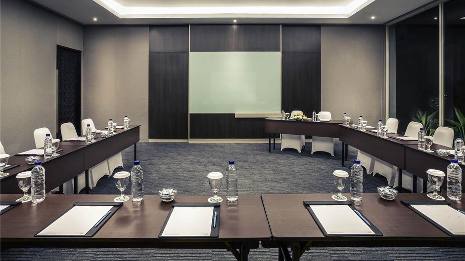 Mercure Jakarta Cikini Meeting
