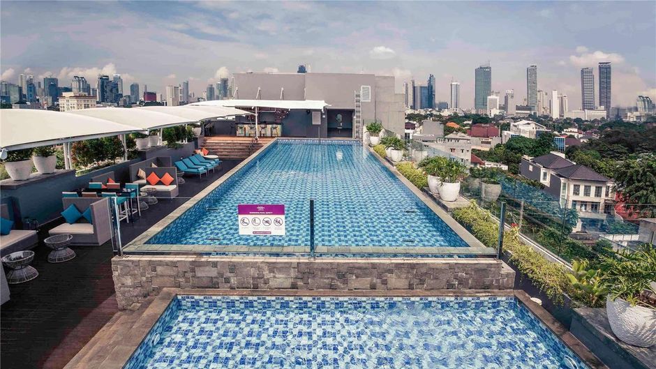 Mercure Jakarta Cikini Pool