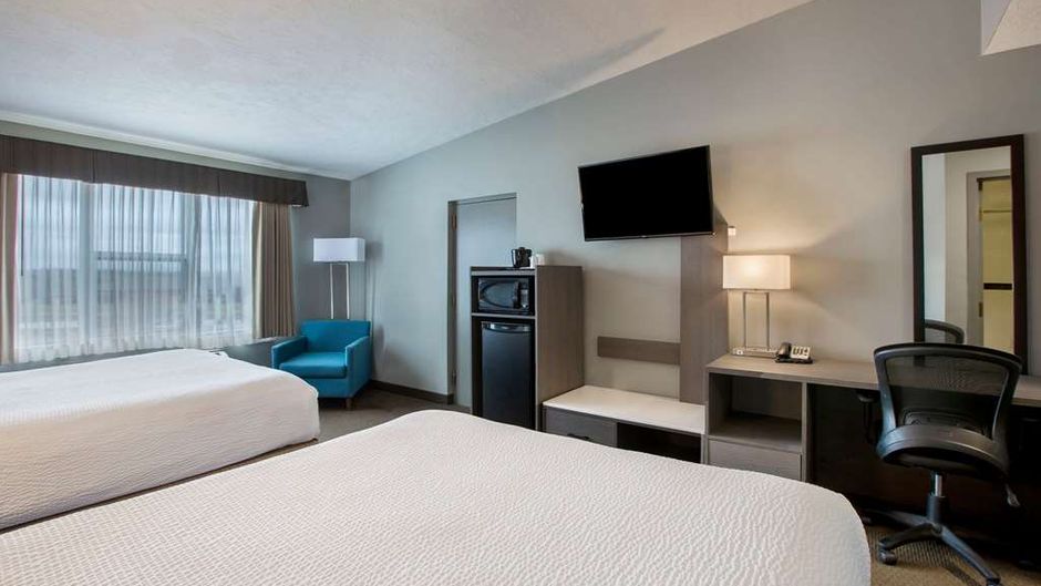 Days Inn & Suites Moncton Room
