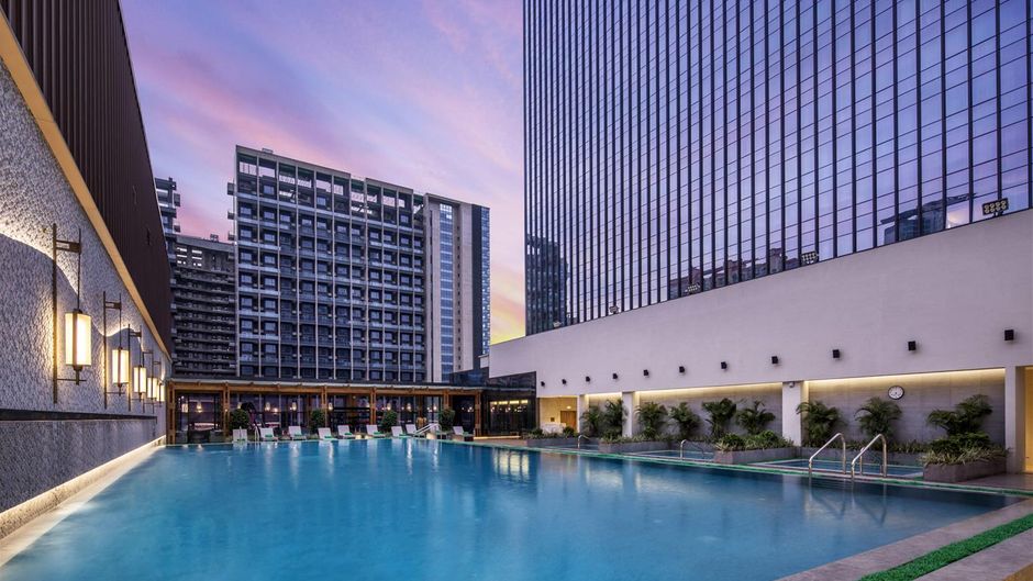 DoubleTree by Hilton Shenzhen Longhua Pool