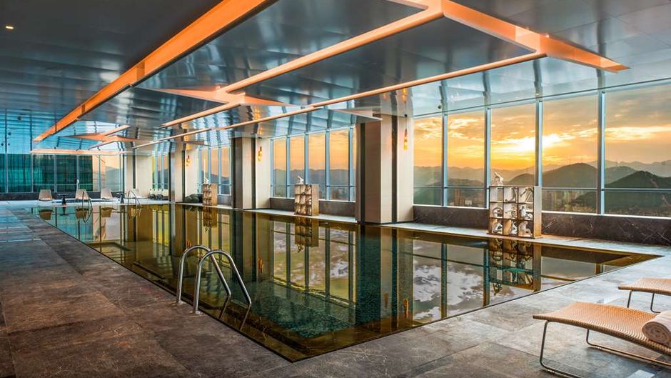 Hilton Jinan South Hotel & Residences Pool