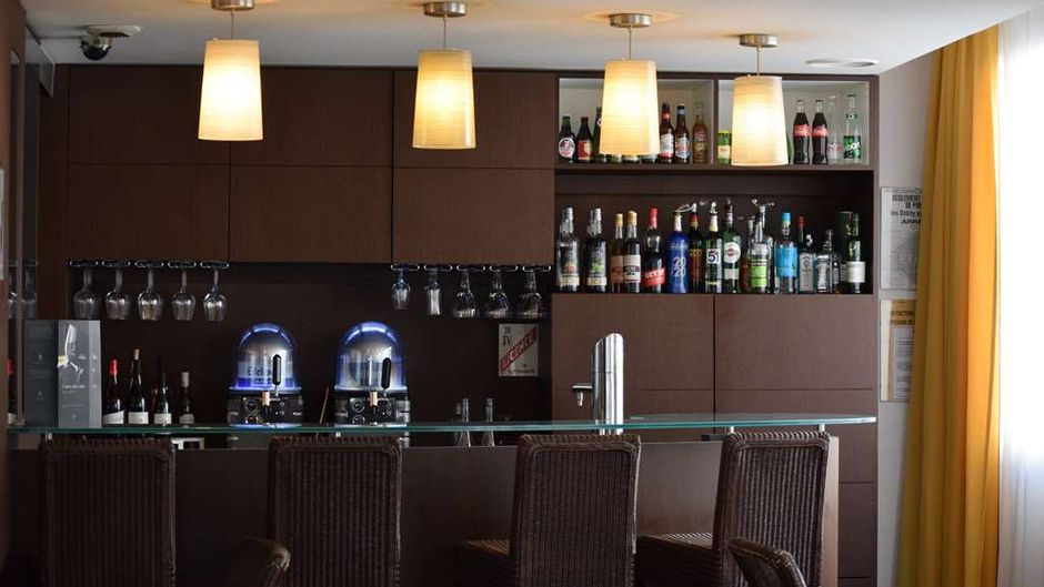 Kyriad Grenoble Centre Restaurant