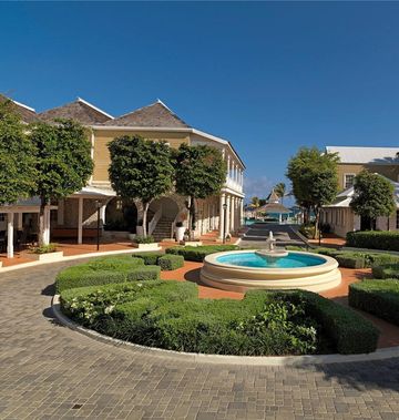 Melia Braco Village