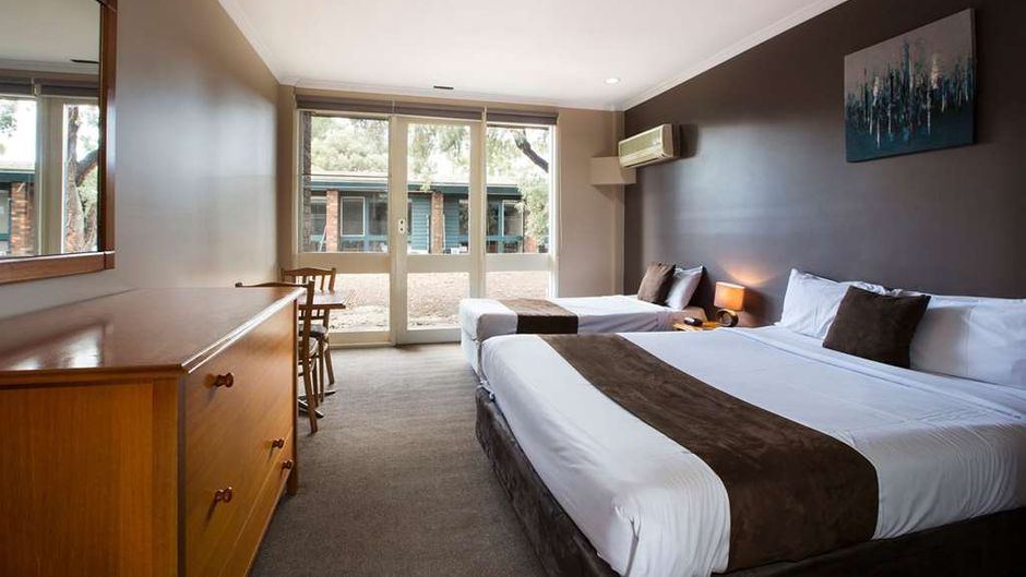 Burvale Hotel Room