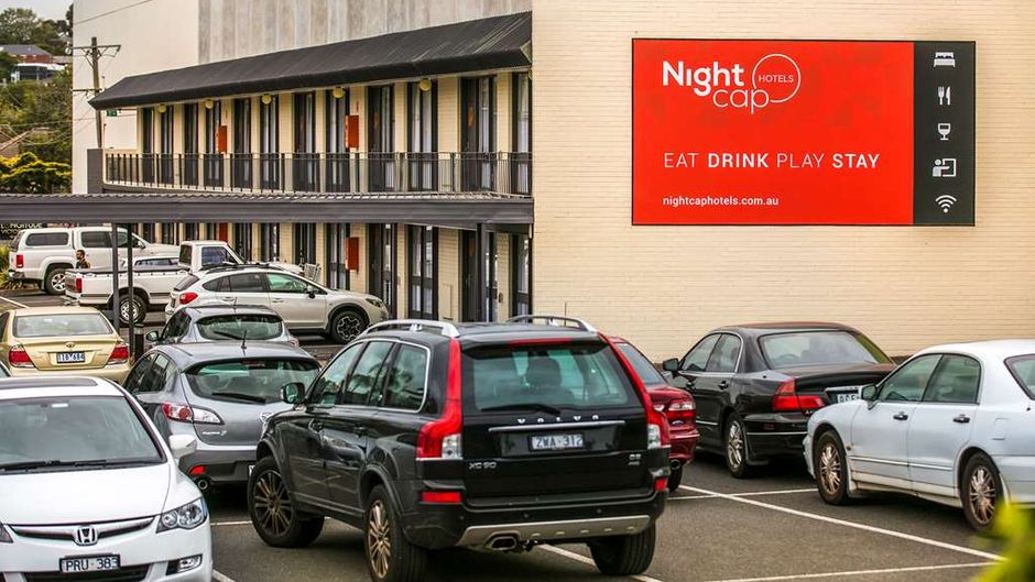 Matthew Flinders Hotel, a NightCap Hotel Exterior