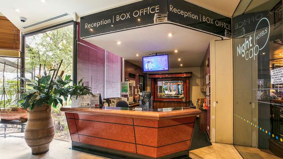 Matthew Flinders Hotel, a NightCap Hotel Lobby