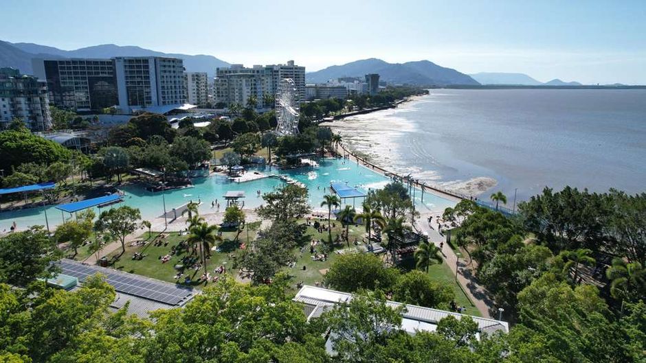 Pacific Hotel Cairns Exterior