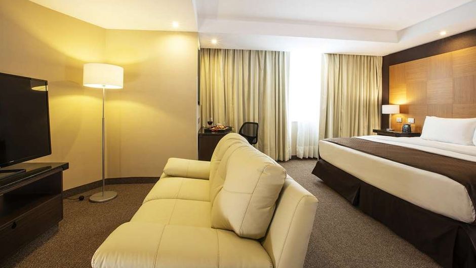 Krystal Urban Aeeropuerto Suite