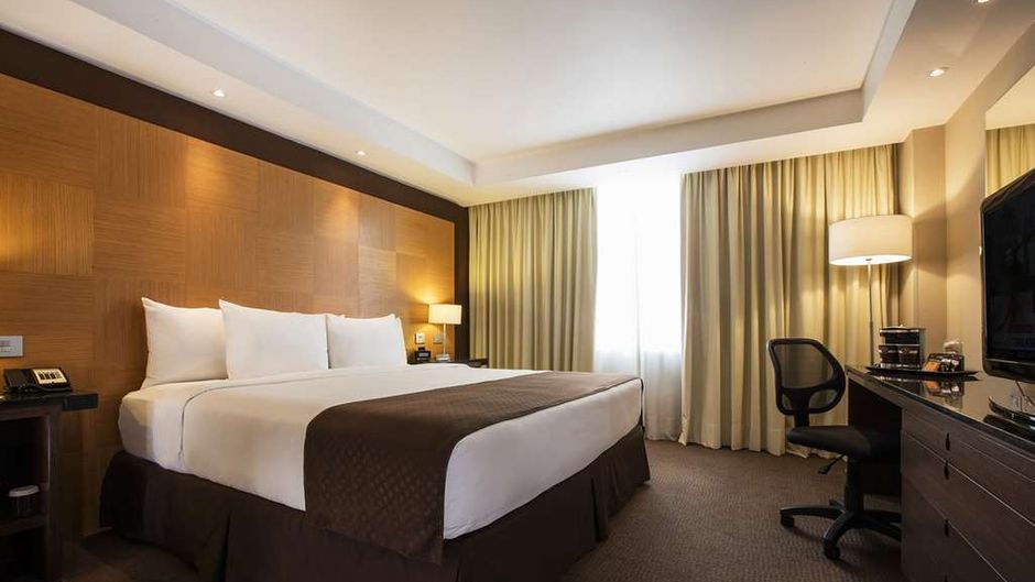Krystal Urban Aeeropuerto Room