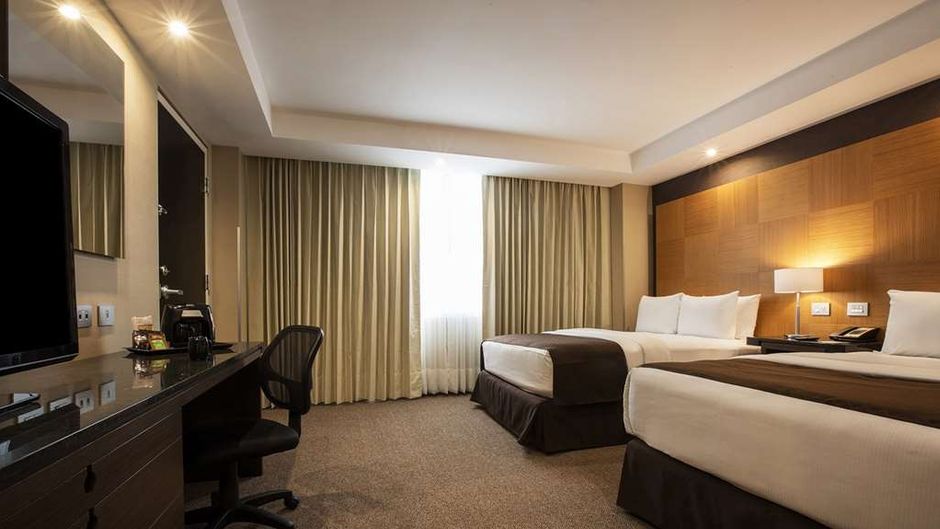 Krystal Urban Aeeropuerto Room