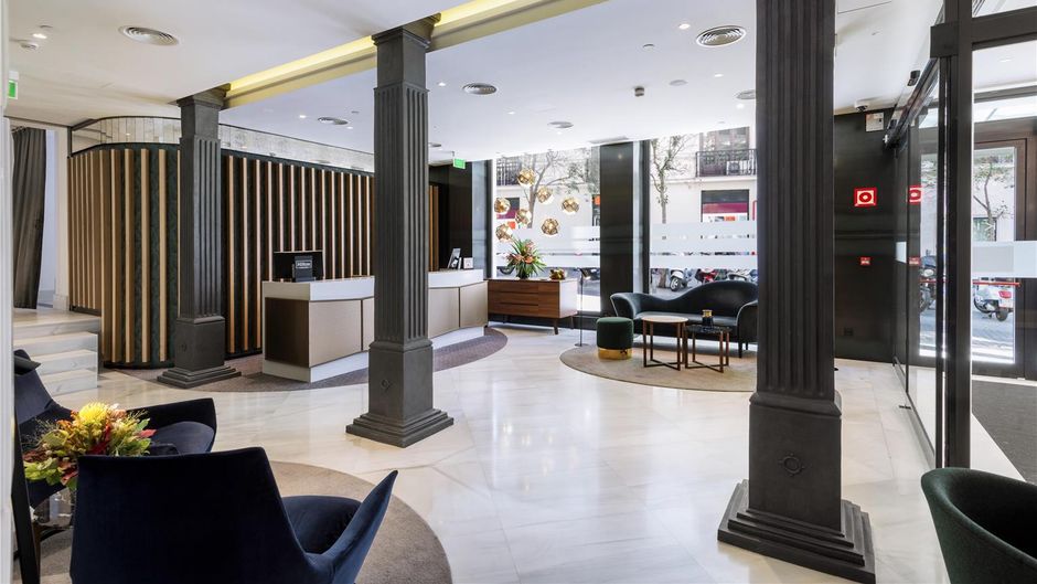 DoubleTree by Hilton Madrid - Prado Lobby
