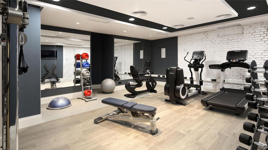 DoubleTree by Hilton Madrid - Prado Health