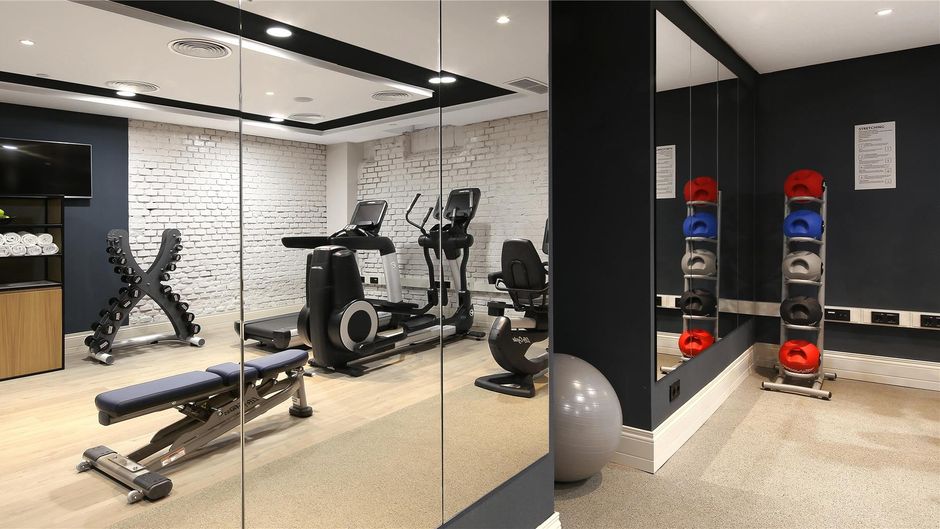 DoubleTree by Hilton Madrid - Prado Health