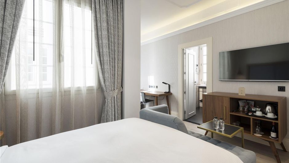 DoubleTree by Hilton Madrid - Prado Other