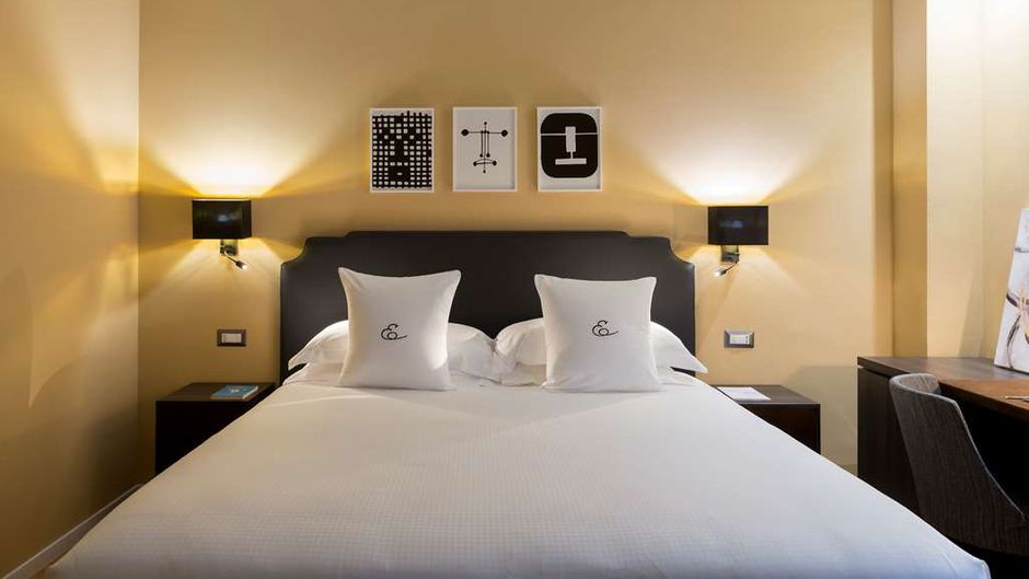 Executive Suite Hotel Room