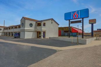Motel 6 Clovis