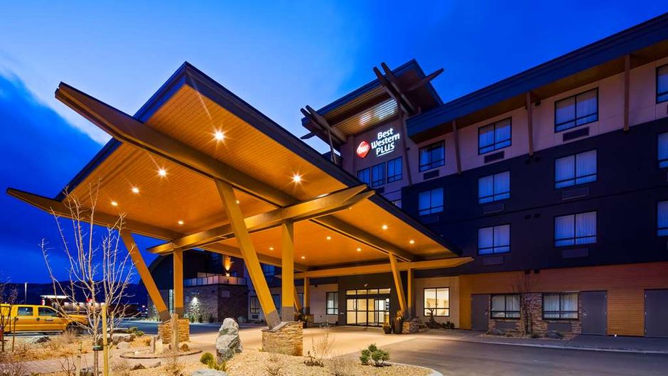 Best Western Plus Merritt Hotel Exterior