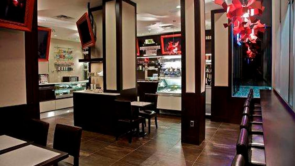 Century Plaza Hotel & Spa Restaurant