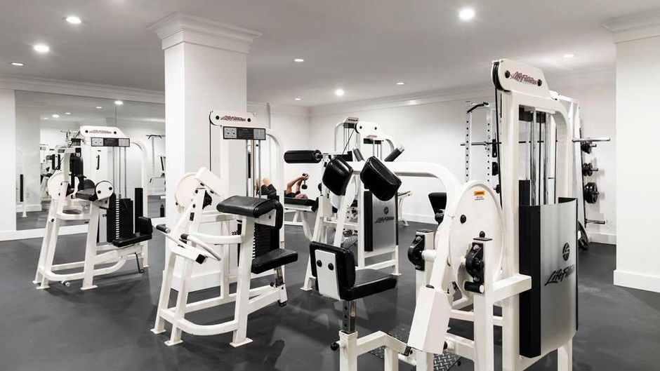 Century Plaza Hotel & Spa Health