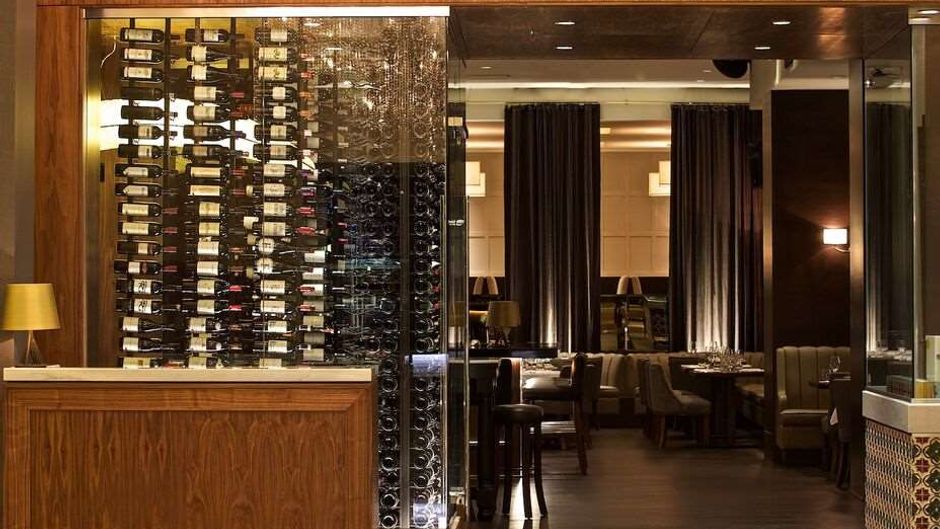 Century Plaza Hotel & Spa Restaurant